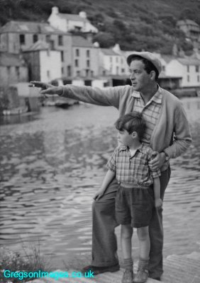 043-Dad-and-Nicky-in-Polperro-circa-1953